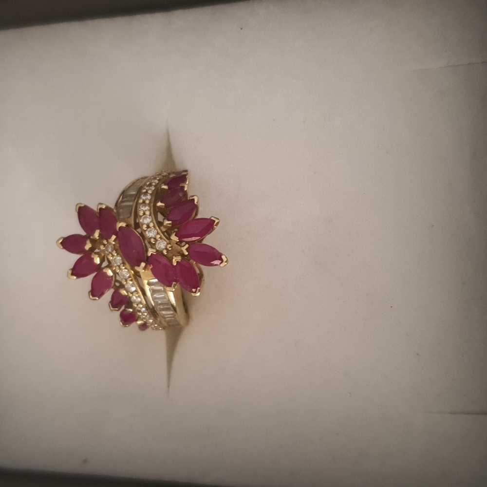 Effy Ruby Royale 14K Yellow Gold And Dimond Ring 3.76 TCW